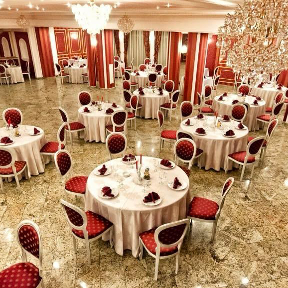 Grand Restaurant