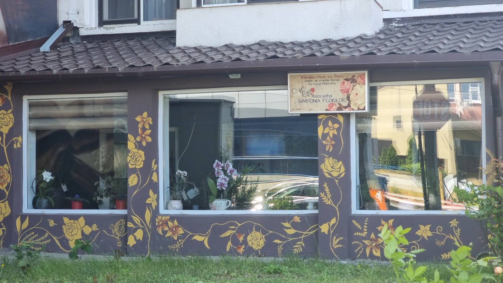 Rendez-Vous cu flori, atelier de creație florală by Lucia Pădurariu